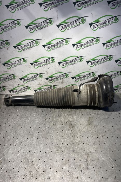 Perna aer spate stanga 4H0.616.001.M Audi A8 D4/4H (facelift)
