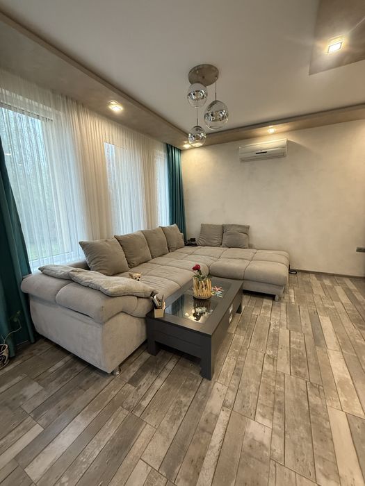 Диван холов ъглов