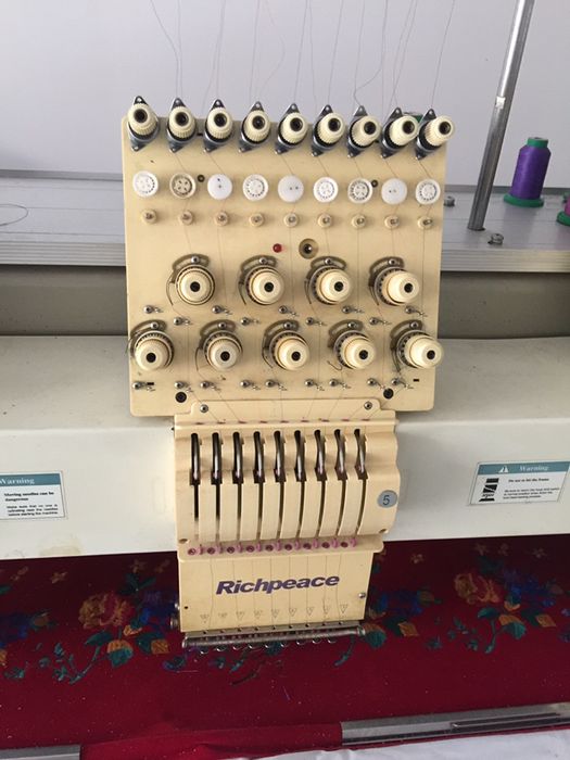 Masina de brodat industriala