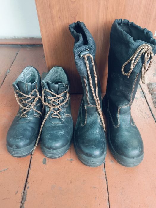 Продам сапоги и ботинки