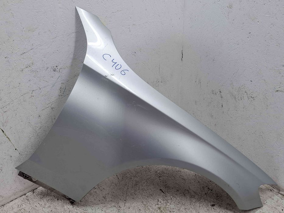 Aripa dreapta fata Mercedes Clasa C Combi (S205) [Fabr 2015-prezent]