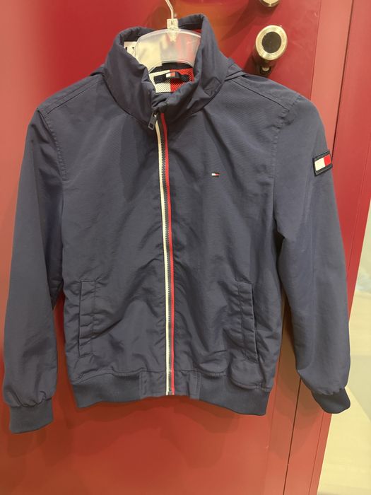 Jacheta Tommy Hilfiger 10 ani, 140cm