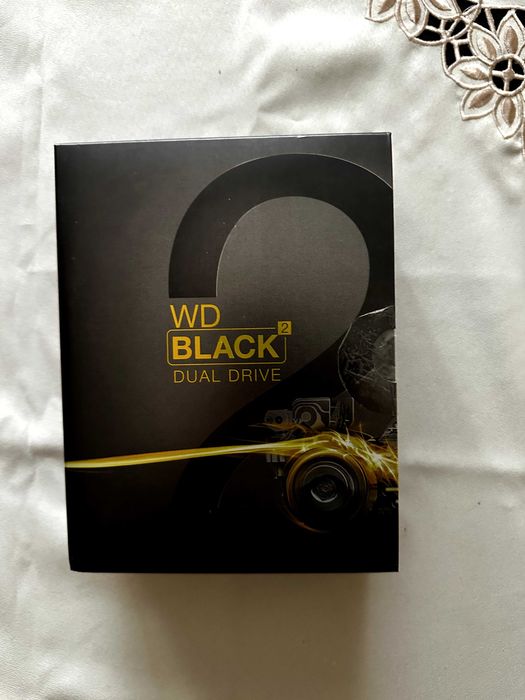 Western Digital Black2 Dual Drive (1TB HDD/120GB SSD)