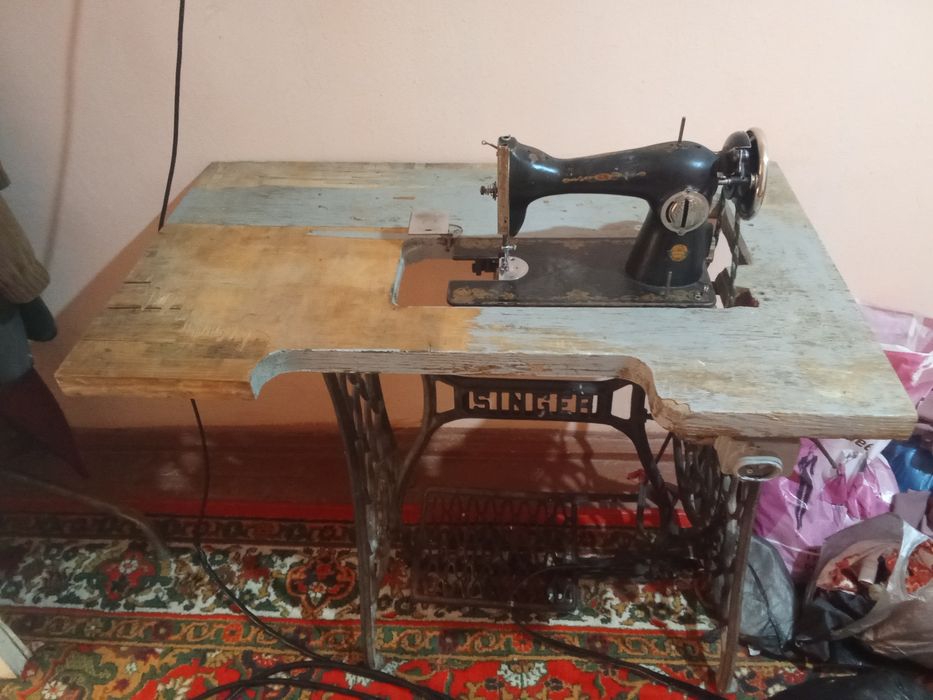 Tikuv mashini sotiladi