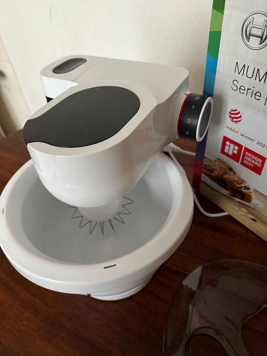 Кухненски робот Bosch Mum Serie 2 700 W