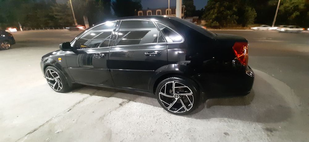 Продам диски с балонами R18 215/40/18