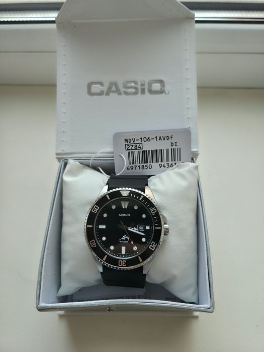 Продам часы Casio Duro MDV 106-1A