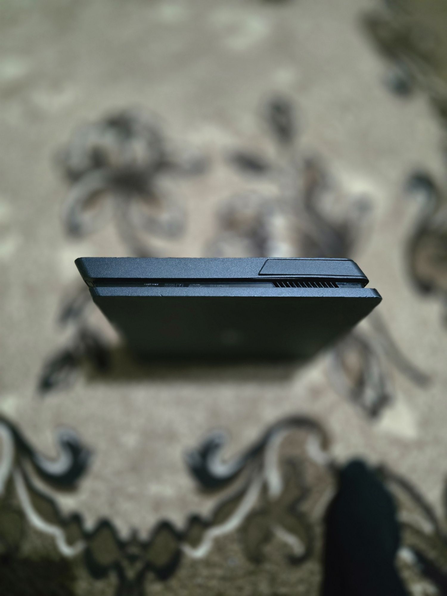 Ps4 slim с три игри