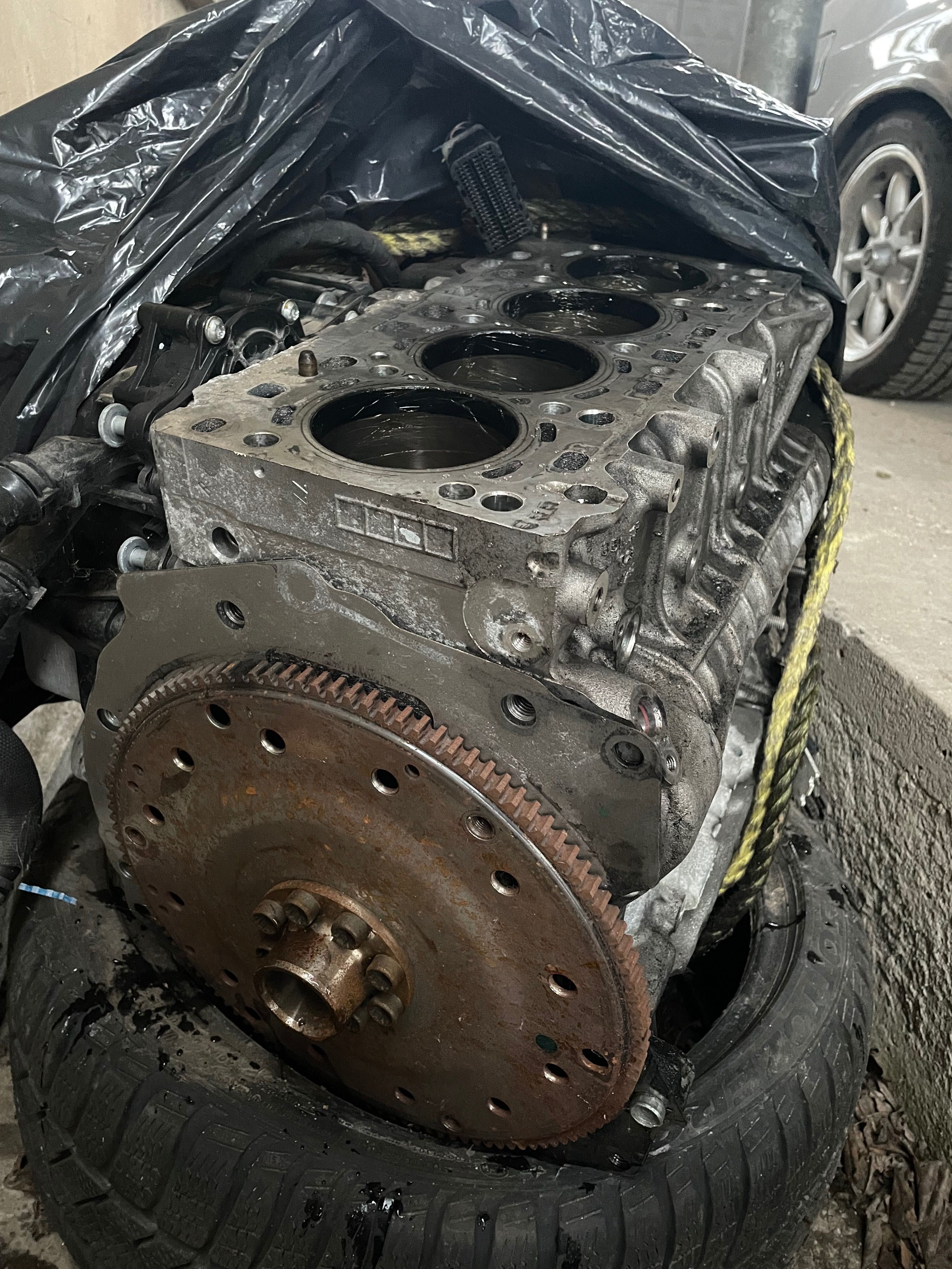 Двигател Ауди 40тди 204кс DFBA 40TDI