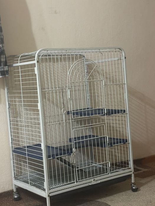 Продам клетку большую