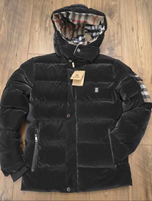 Vand geaca Burberry marimea L