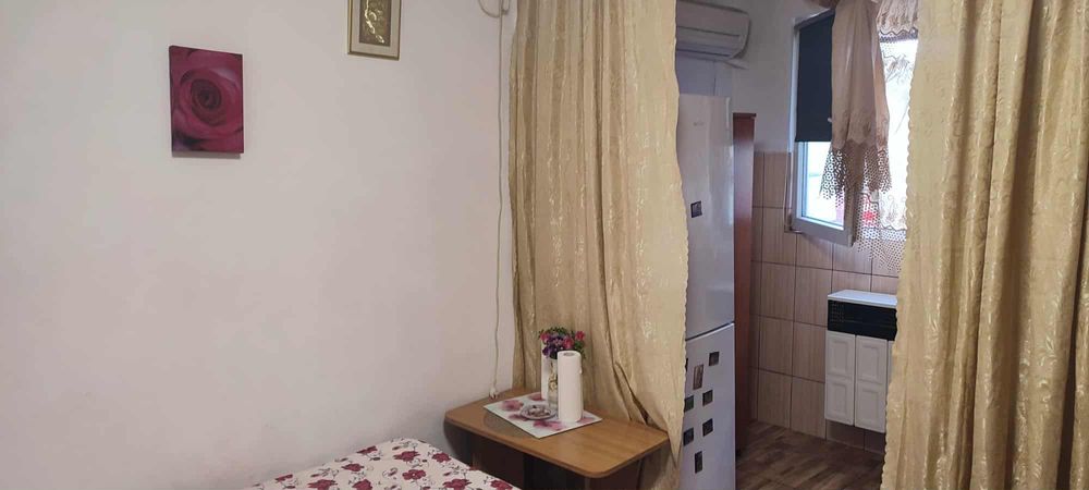 Garsoniera de inchiriat