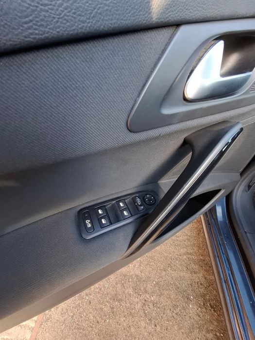 Vând Peugeot 508 sw 1.6 Benzină
