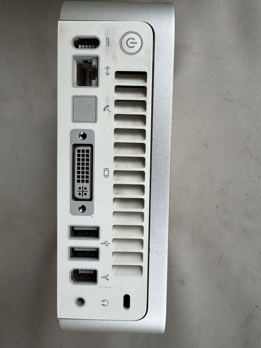 2x Mac Mini Mid A1347