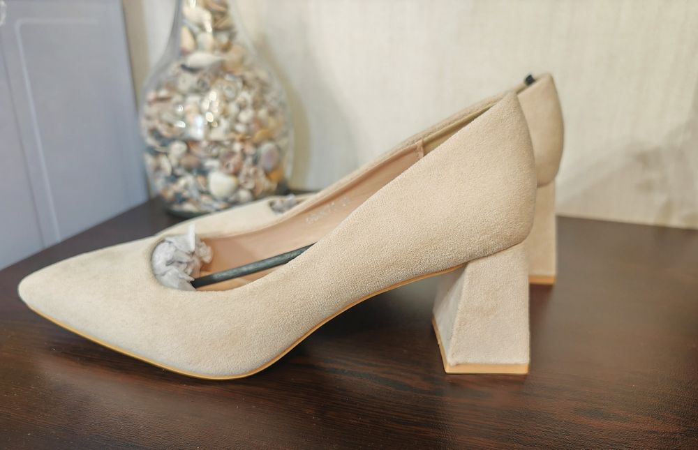 Дамски обувки на ток