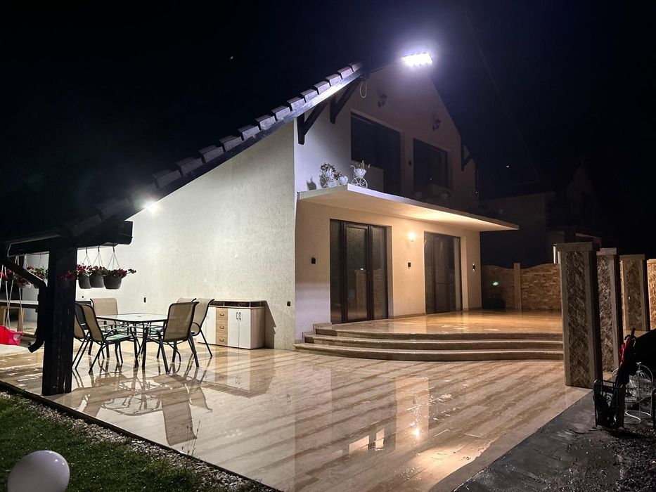 Decorațiuni de sărbători  decorați