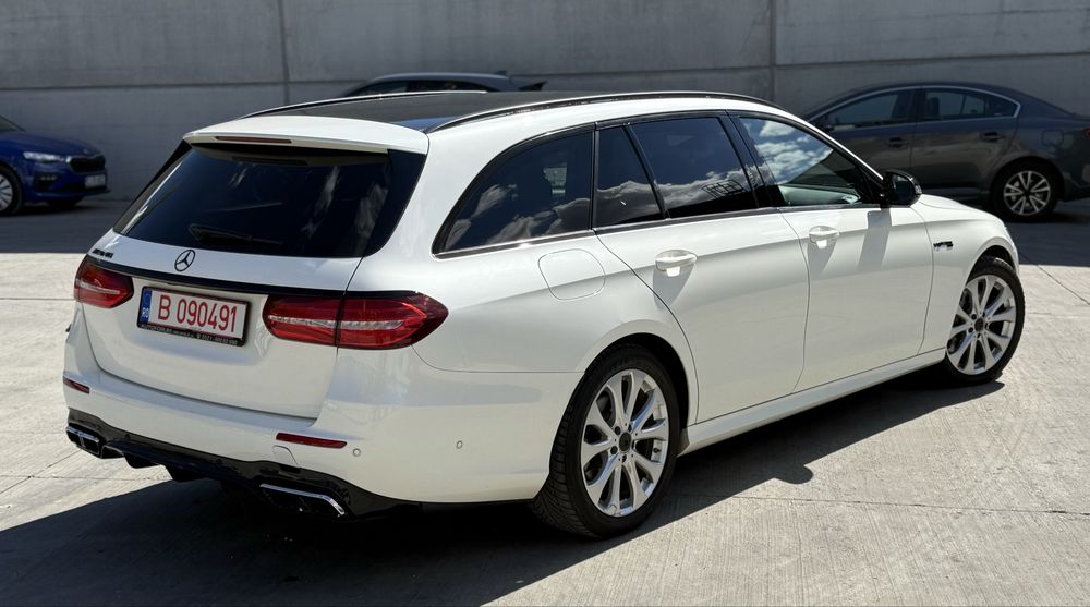 Mercedes-Benz E220 4Matic