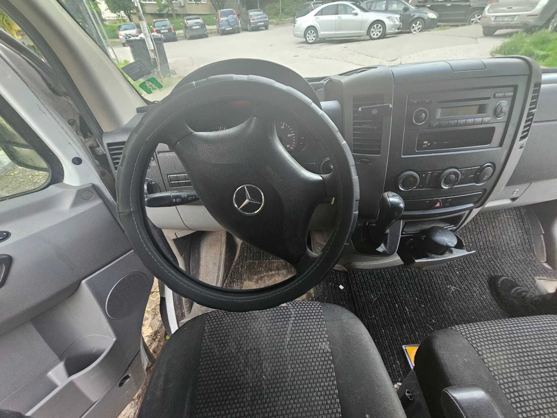 Mercedes-Benz Sprinter 211