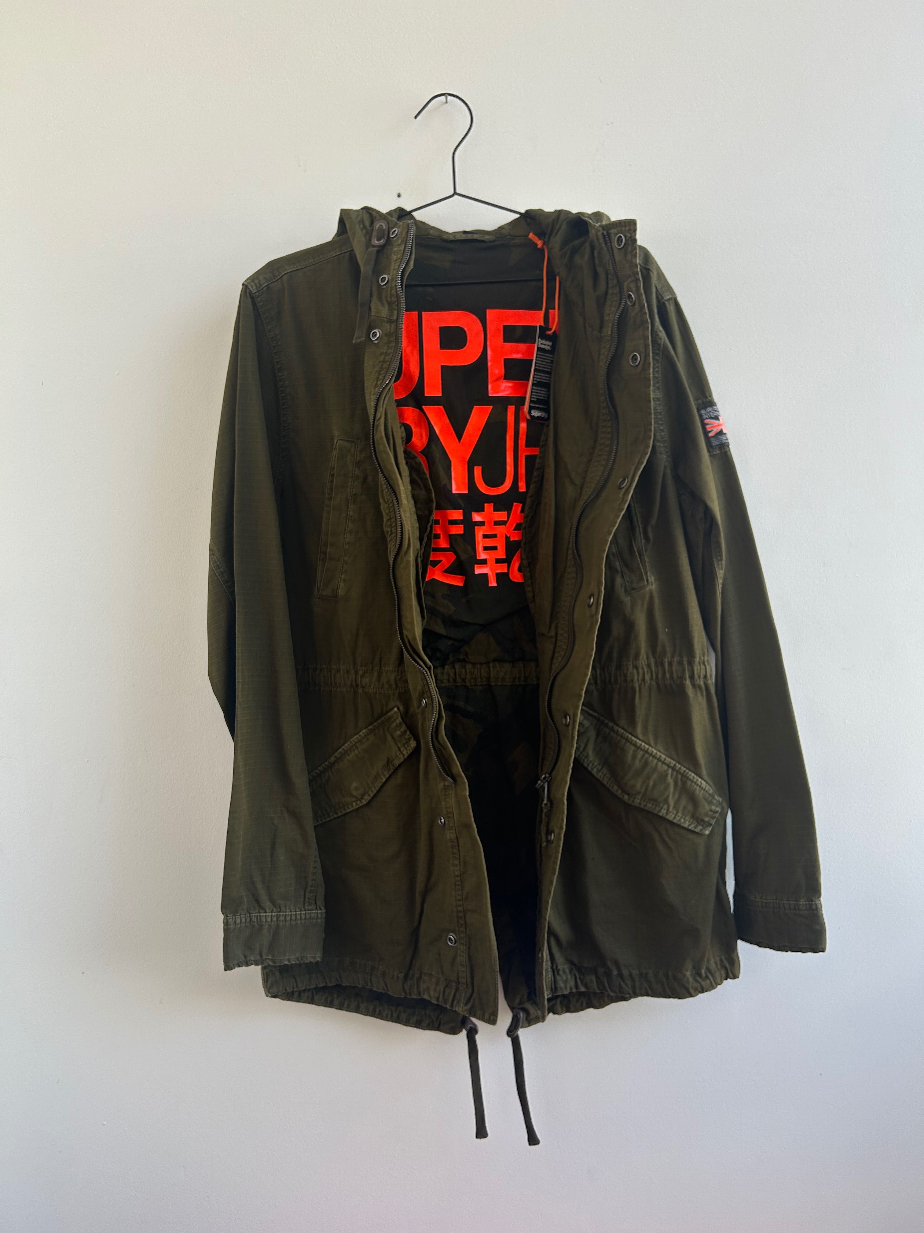 Яке (Парка) Superdry Размер XL цвят зелен