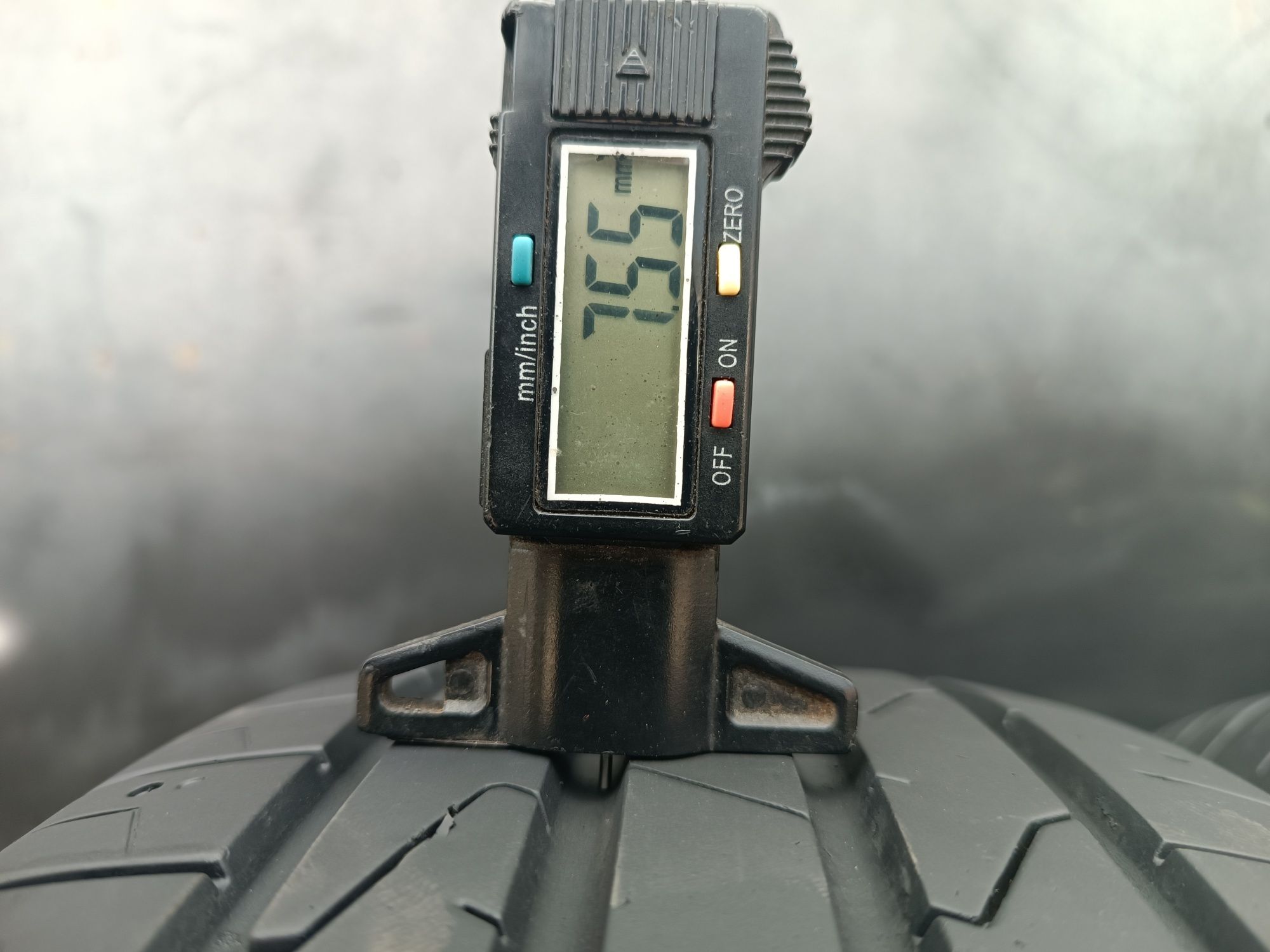 205/60/16 Hankook Дот 2823