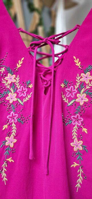 Stradivarius top roz, imprimeu floral, șiret, S, nou, fără etichetă