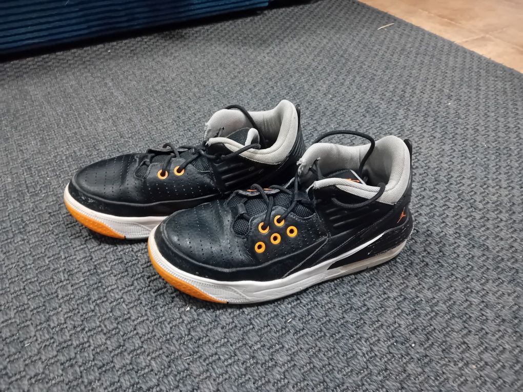 Обувки "Nike Jordan
