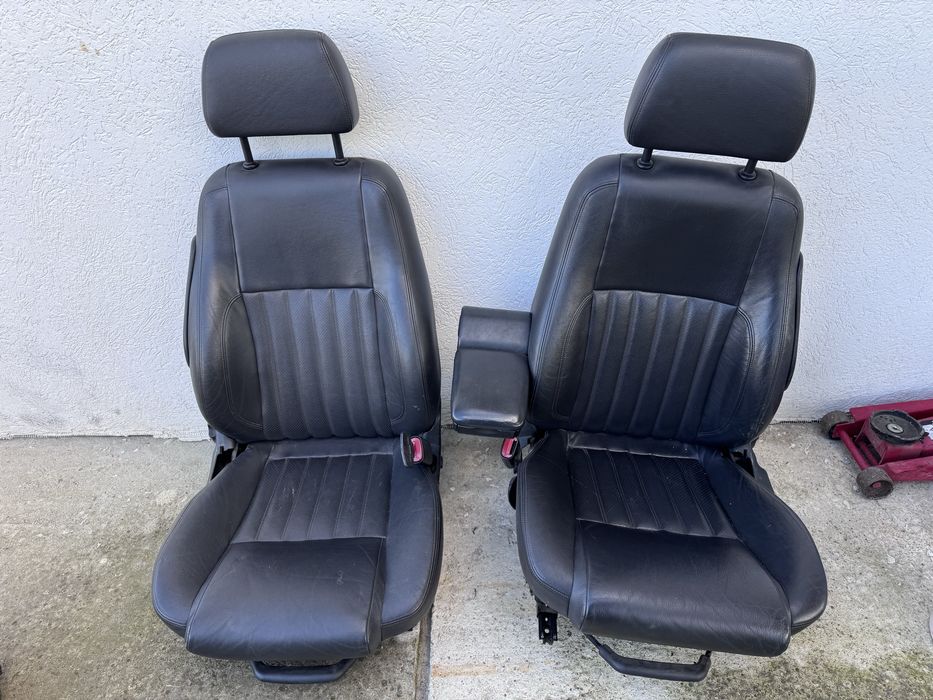 Кожен салон Алфа 156 комби