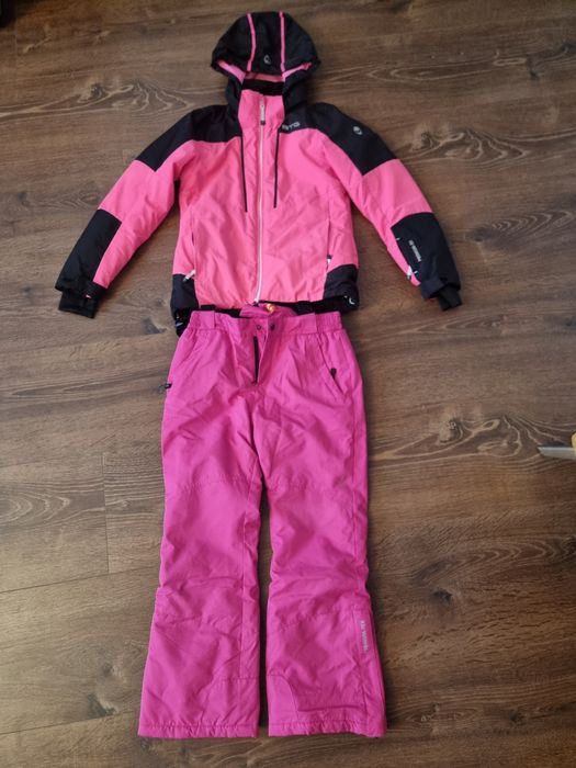 Vand costum schi BTG marimea 140