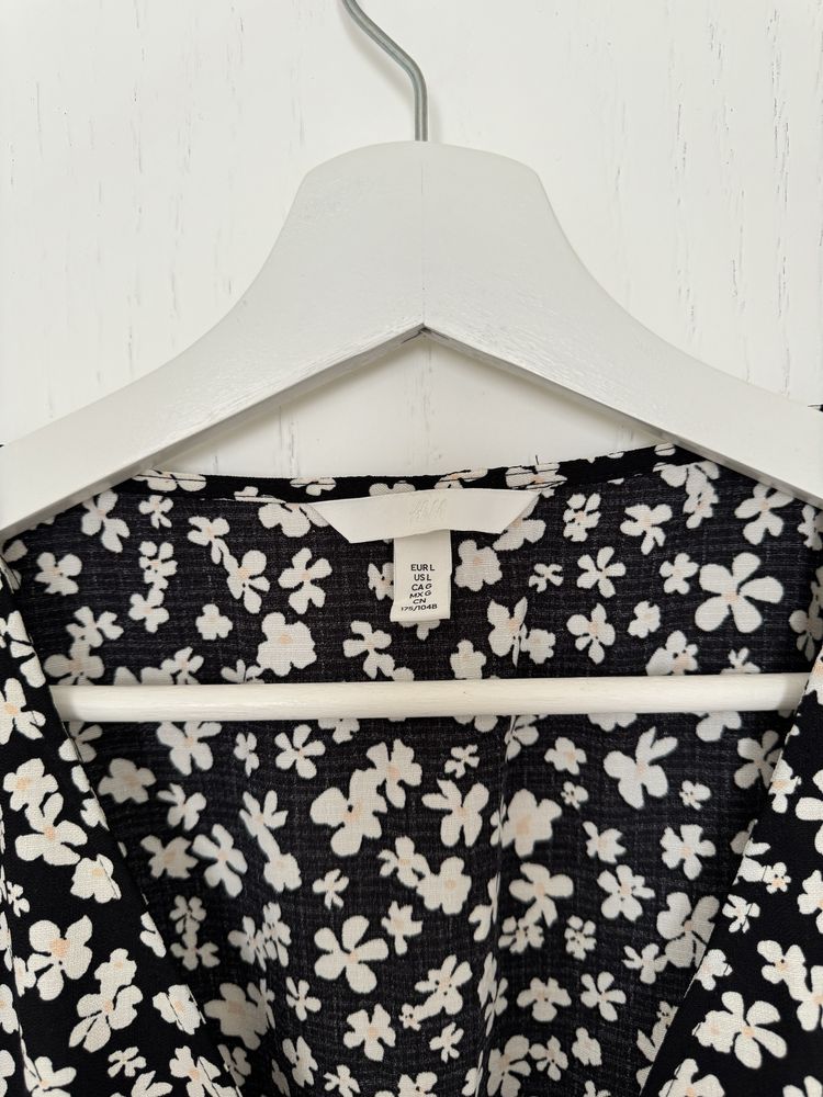Блуза из H&M в ромашку