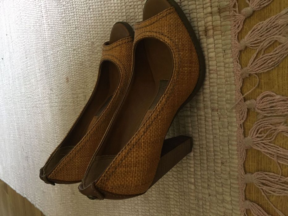 Vand pantofi Calvin Klein, originali, 160 lei