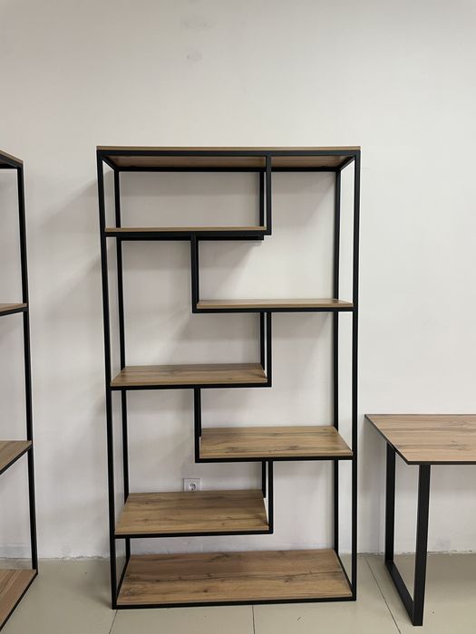 Витрина лофт шкаф стулья ресепшен