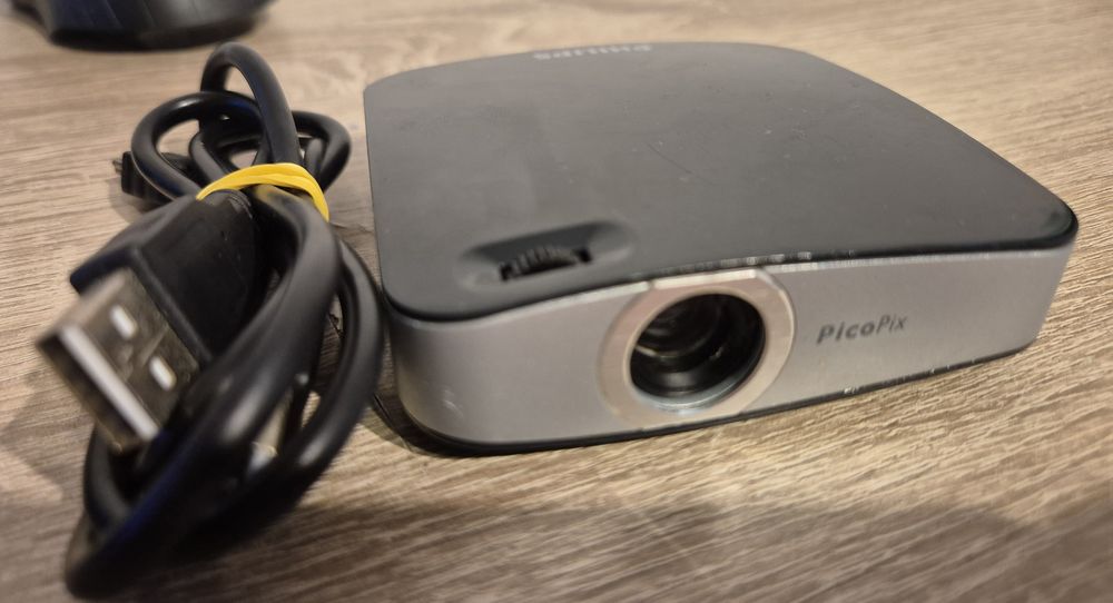 Videoproiector Philips Picopix PPX1020