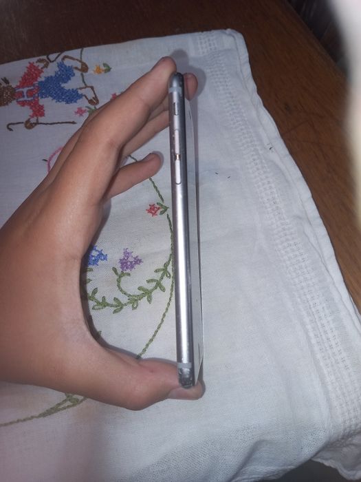 IPhone 6S nu este ID liber În rest totul funcțional