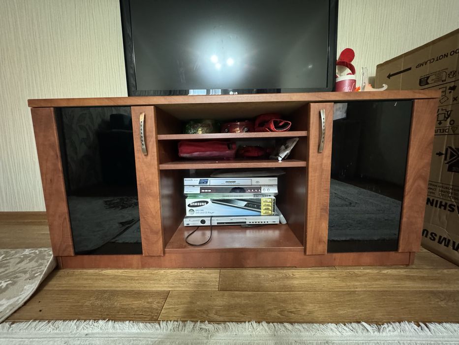 Тумба под телевизор