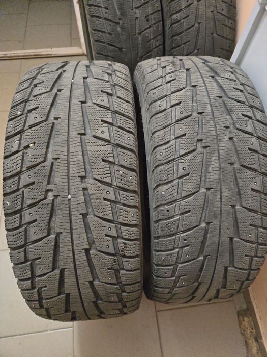 Продам резину комплект р18