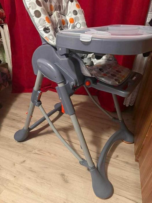 Vând scaun masă Mappy vârstă 6-36