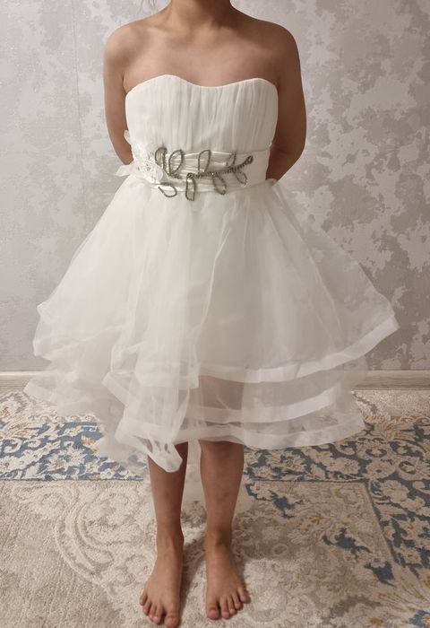 Продам. Платье для девочки