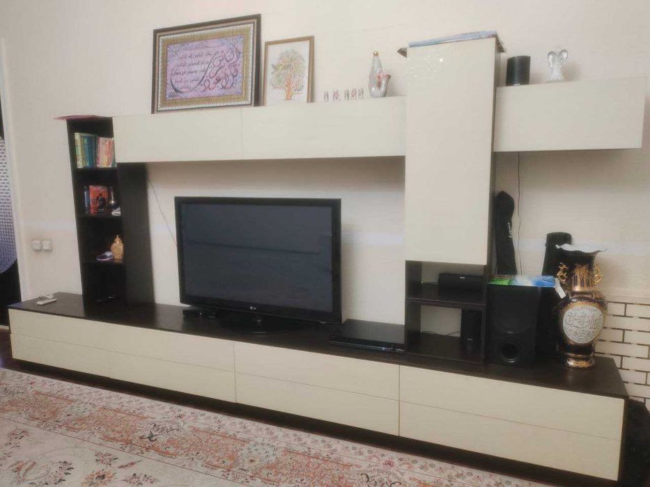 Продаётся тумба под телевизор в стиле хай-тек