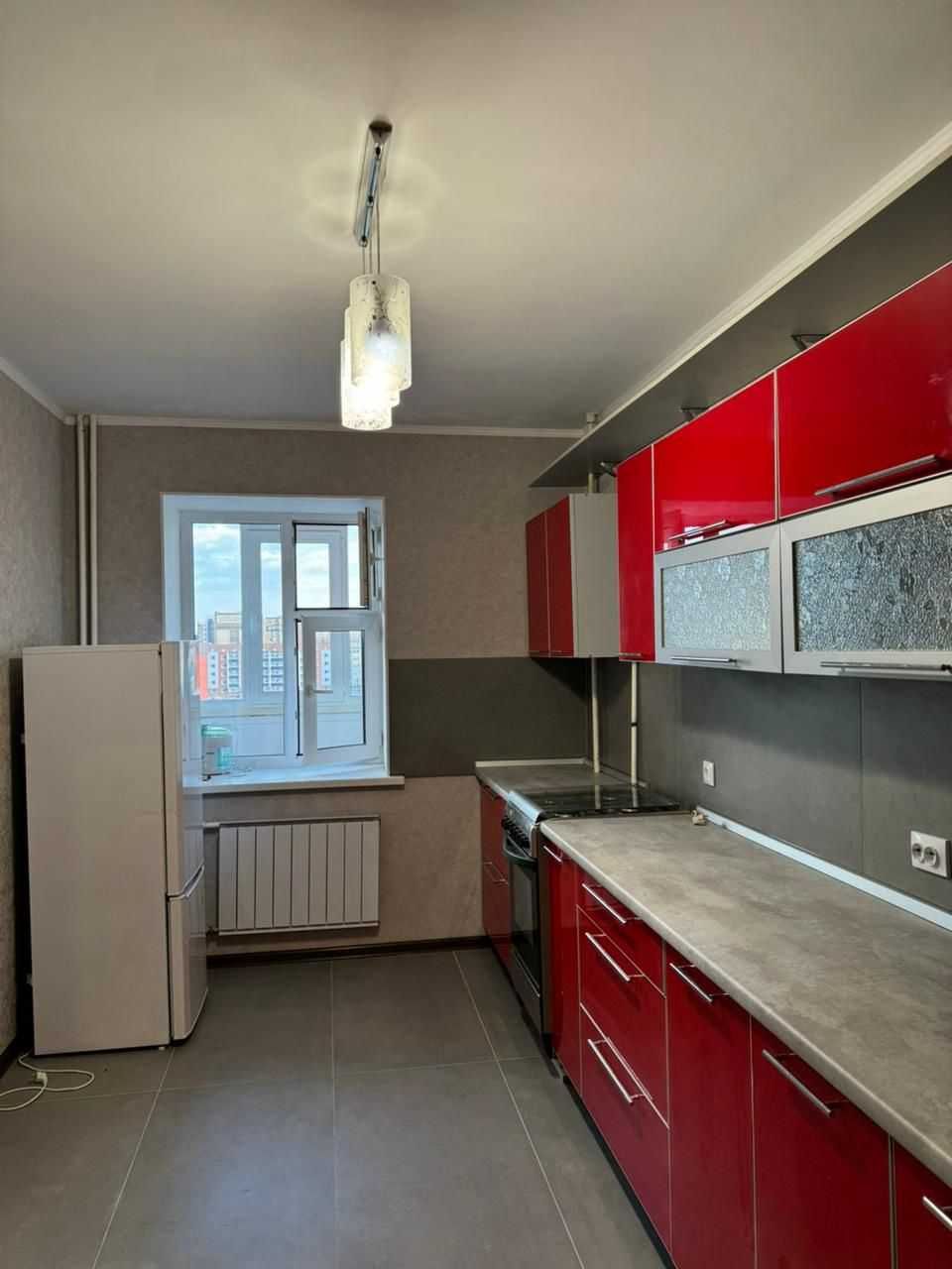 СРОЧНО!!! Продам 2 к.кв р-он Алтын Орда