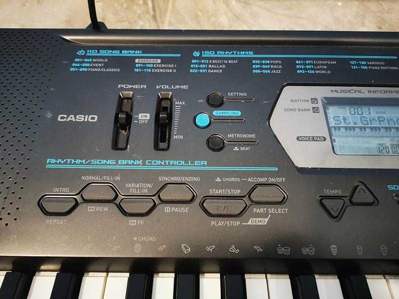 компютърна миди клавиатура CASIO CTK-2100 синтезатор 5 октави и USB