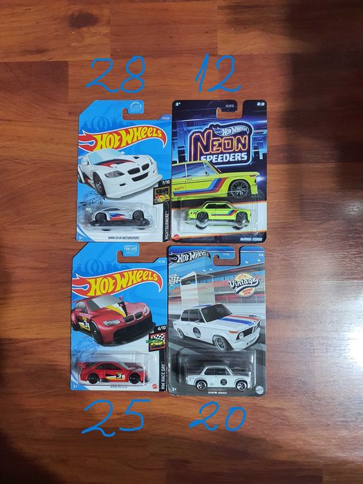 Hot Wheels-BMW,Honda,Nissan,Porsche,Mazda,Audi,Mercedes