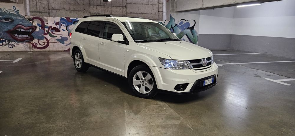 FIAT FREEMONT, 2.0 diesel, an 2013, 4x4, Manual, 7 locuri, Acte la  Zi