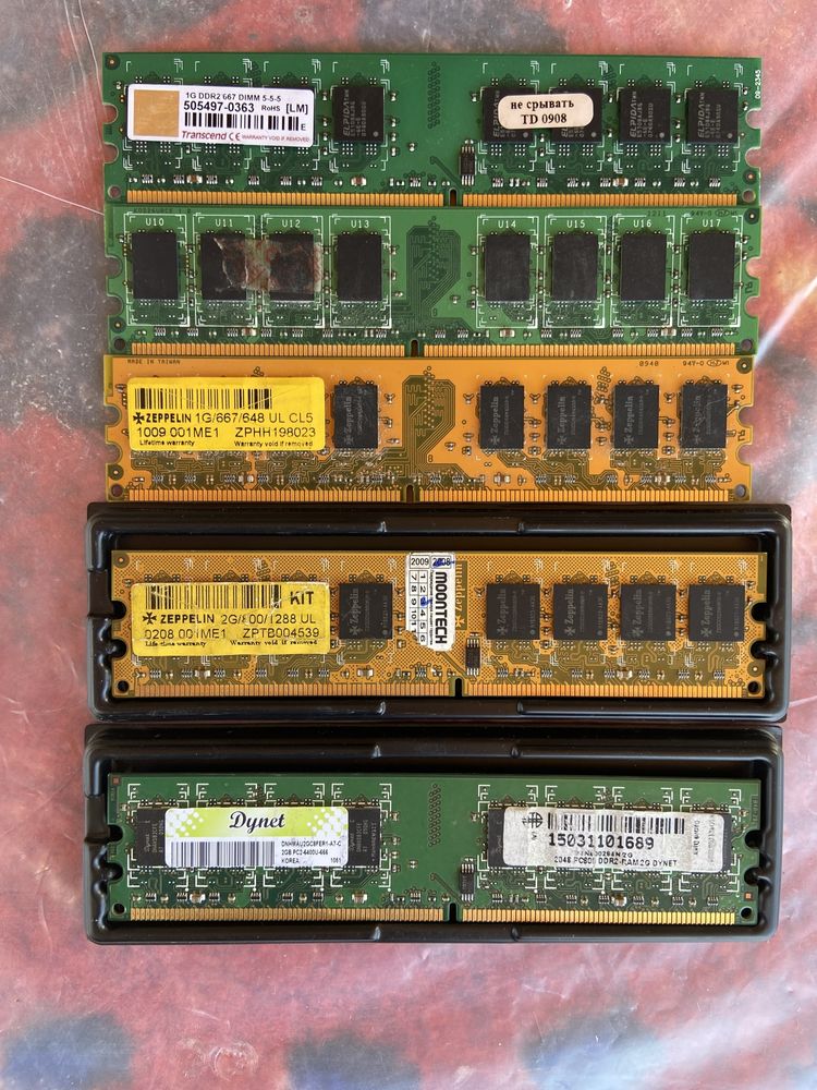 ОЗУ ddr2 разные