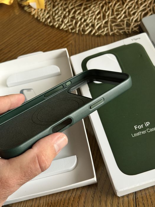 Husa iPhone 17 Pro Leather Piele