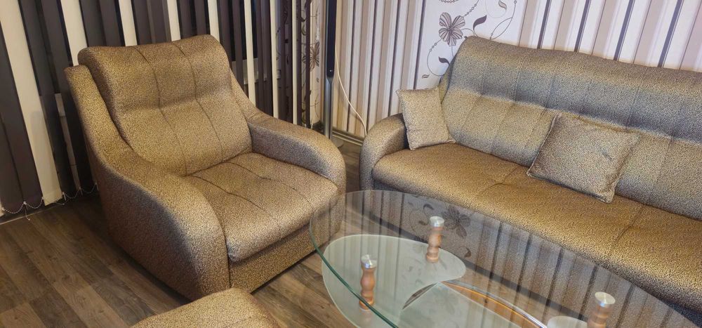 Холна гарнитура - диван , 2 фотьойла, 2 табуретки