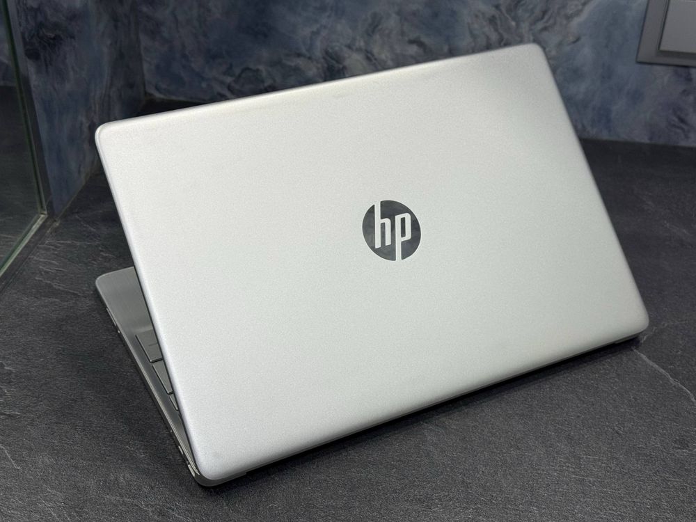 HP Laptop 15 i7-1165G7 / 16 / 256GB NVMe SSD/ Сенсорный экран
