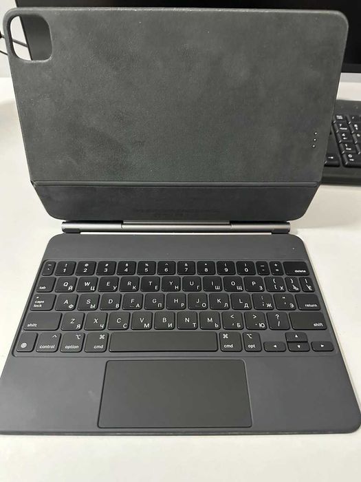 Продаю iPad Pro 11" M2, 512 GB, Space Gray с комплектом