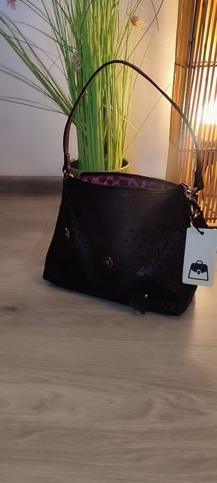 Gentuta neagră, 20/27 cm, model casual, Germania