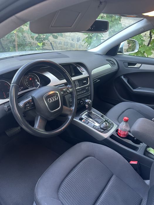 Audi A4 model B8