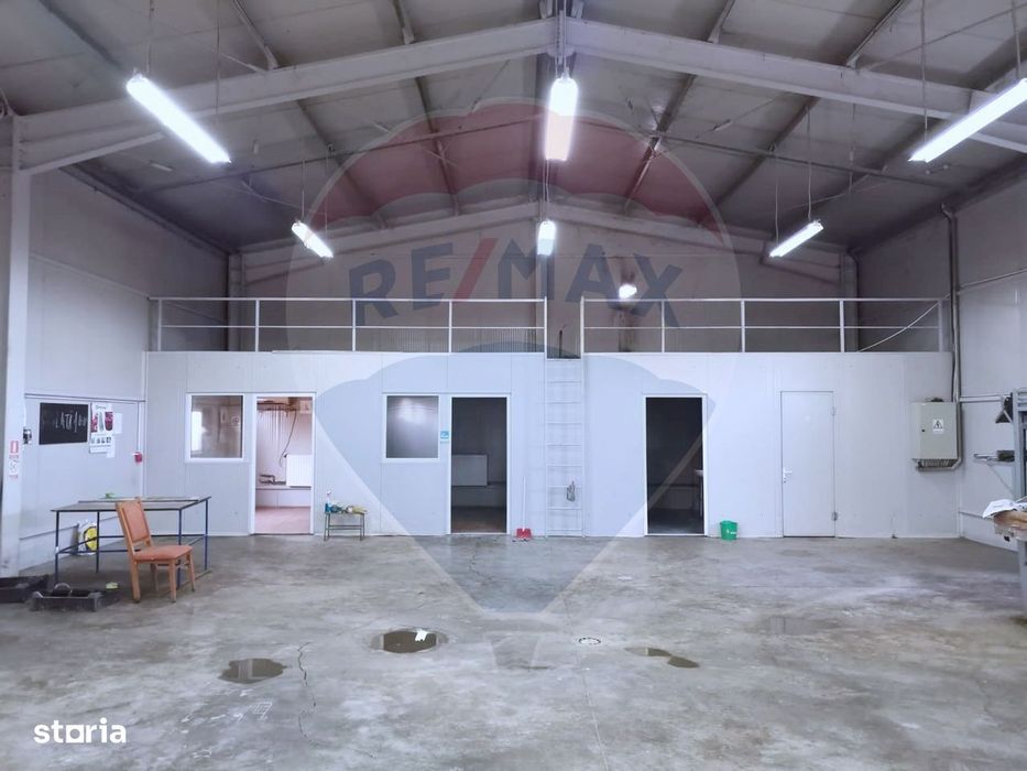 Hală de închiriat Arad. 500 euro/ 150 mp sau 1000 euro/ 300 mp
